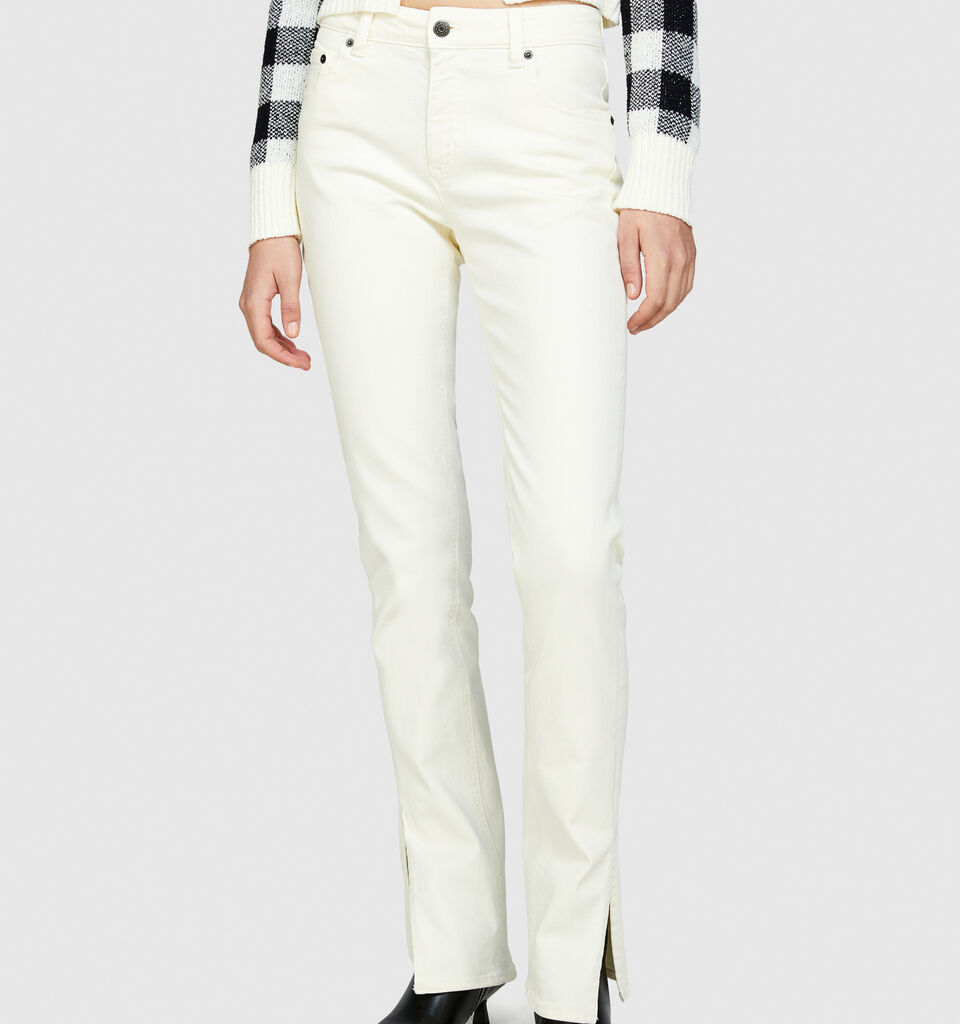 Colorful jeans with slits - women's slim fit jeans - Creamy White | Sisley image number 4